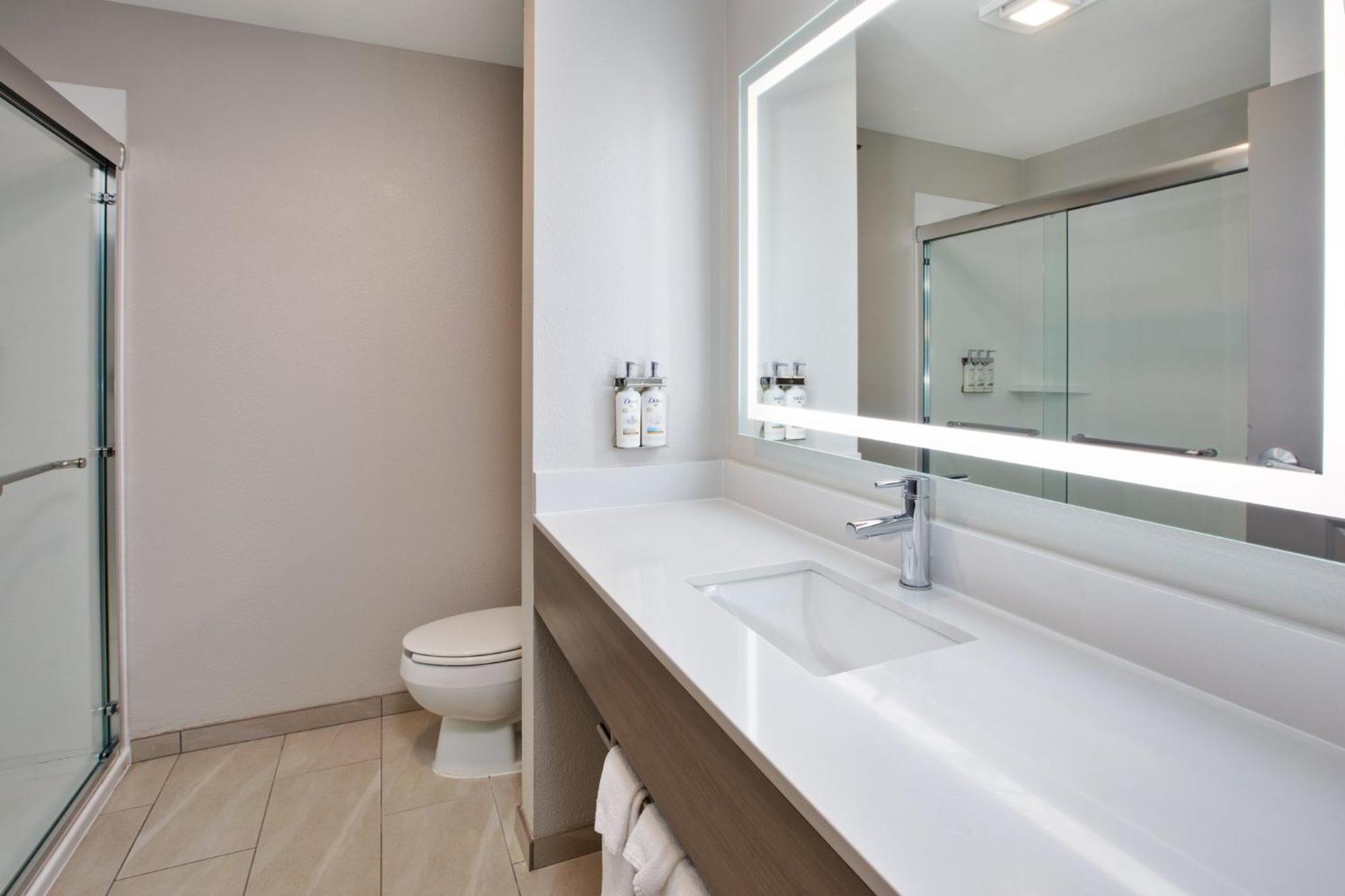 Holiday Inn Express Fremont By Ihg Eksteriør bilde